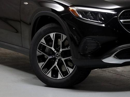 2025 Mercedes-Benz GLC 350e Base 4MATIC