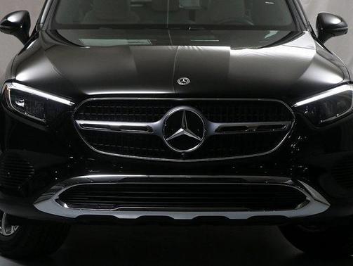2025 Mercedes-Benz GLC 300 Base 4MATIC