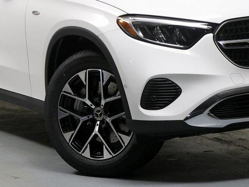 2025 Mercedes-Benz GLC 350e Base 4MATIC