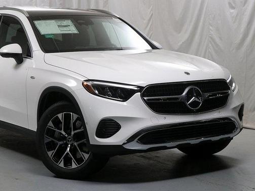 2025 Mercedes-Benz GLC 350e Base 4MATIC