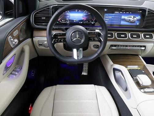 2025 Mercedes-Benz GLS 450 4MATIC