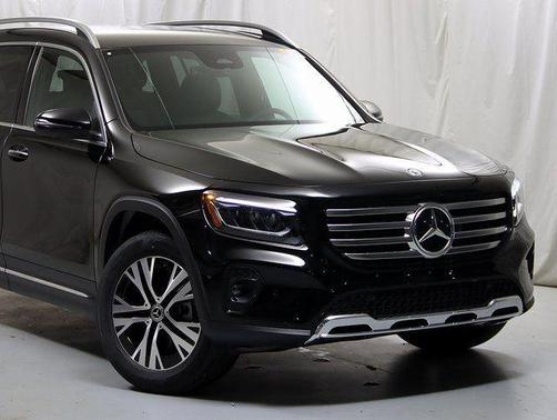 Black 2025 Mercedes-Benz GLB 250 Base 4MATIC