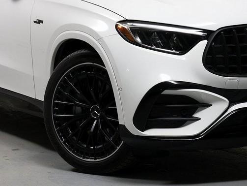 2026 Mercedes-Benz AMG GLC 43 Base