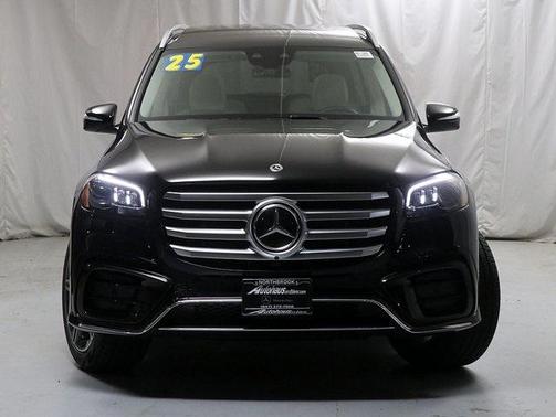 2025 Mercedes-Benz GLS 450 4MATIC