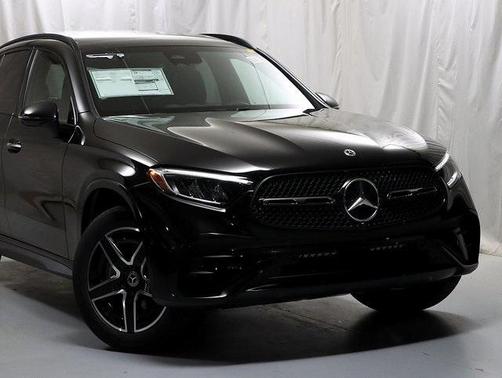 2026 Mercedes-Benz GLC 300 Base 4MATIC