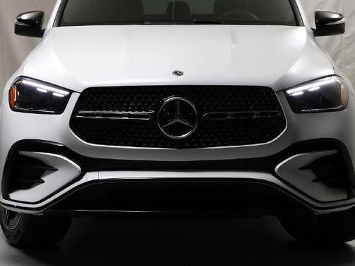 Moonlight White 2026 Mercedes-Benz GLE 450 4MATIC