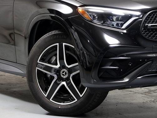 2025 Mercedes-Benz GLC 300 4MATIC Coupe
