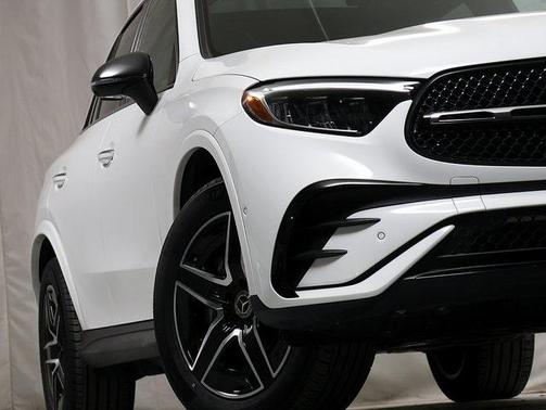 2026 Mercedes-Benz GLC 300 Base 4MATIC