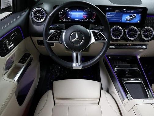 2025 Mercedes-Benz GLB 250 Base 4MATIC