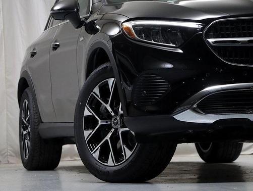 2025 Mercedes-Benz GLC 350e Base 4MATIC