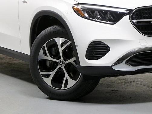 2025 Mercedes-Benz GLC 350e Base 4MATIC