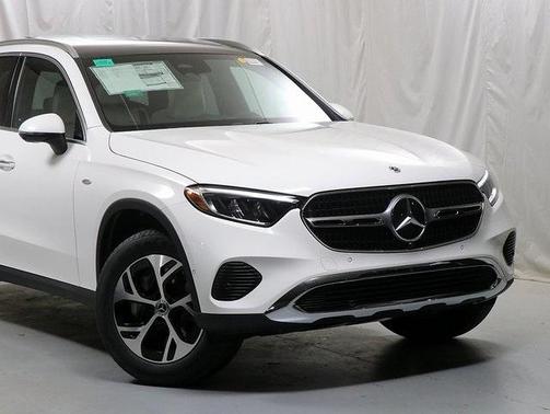 2025 Mercedes-Benz GLC 350e Base 4MATIC