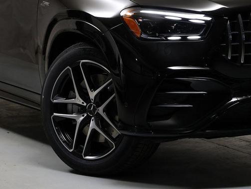 Obsidian Black 2026 Mercedes-Benz AMG GLE 53 Base