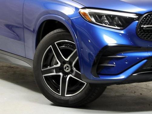2025 Mercedes-Benz GLC 300 Base 4MATIC