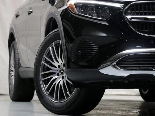 2025 Mercedes-Benz GLC 300 Base 4MATIC
