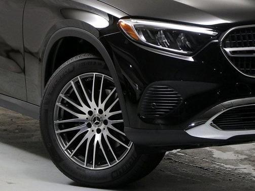 2025 Mercedes-Benz GLC 300 Base 4MATIC