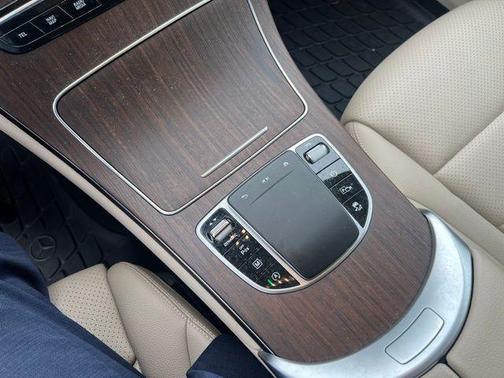 2022 Mercedes-Benz GLC 300 Base 4MATIC