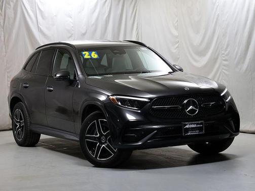 Graphite Gray Metallic 2026 Mercedes-Benz GLC 300 Base 4MATIC