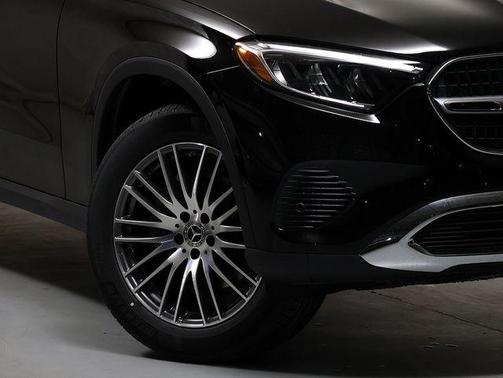 Black 2026 Mercedes-Benz GLC 300 Base 4MATIC