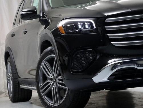 2026 Mercedes-Benz GLS 450 4MATIC