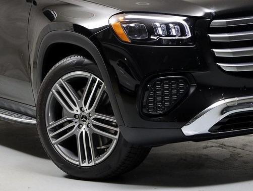 2026 Mercedes-Benz GLS 450 4MATIC