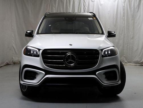2026 Mercedes-Benz GLS 580 