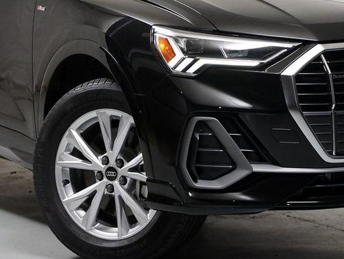 2025 Audi Q3 45 S line Premium