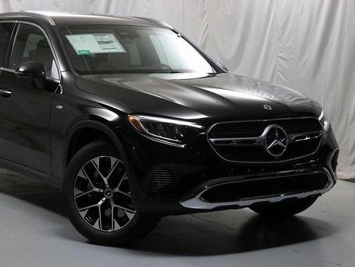 2025 Mercedes-Benz GLC 350e Base 4MATIC