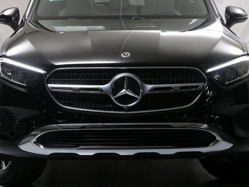 2025 Mercedes-Benz GLC 350e Base 4MATIC