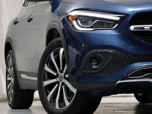 2021 Mercedes-Benz GLA 250 Base 4MATIC