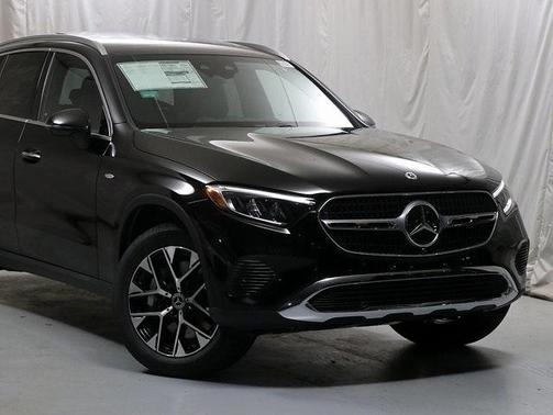 2025 Mercedes-Benz GLC 350e Base 4MATIC