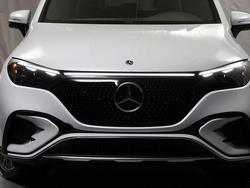 2026 Mercedes-Benz EQE 320 Base 4MATIC