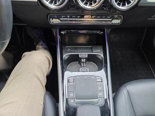 2022 Mercedes-Benz GLB 250 Base 4MATIC