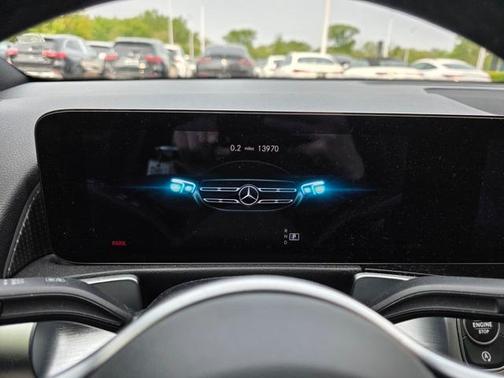 2022 Mercedes-Benz GLB 250 Base 4MATIC