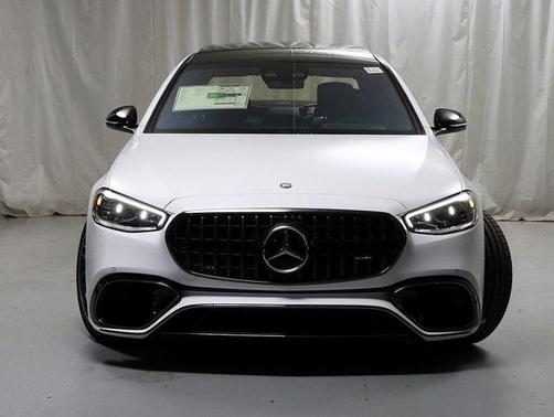 2026 Mercedes-Benz AMG S 63 E Base