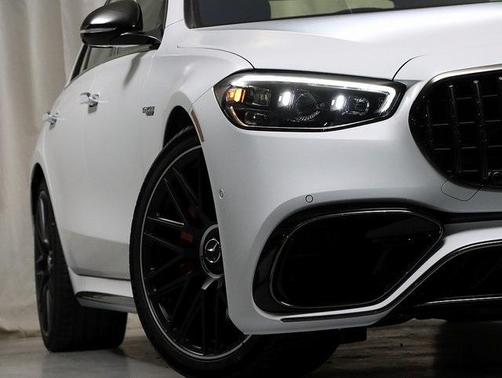 2026 Mercedes-Benz AMG S 63 E Base