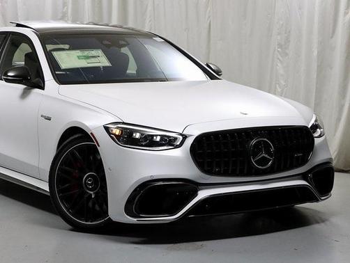 2026 Mercedes-Benz AMG S 63 E Base