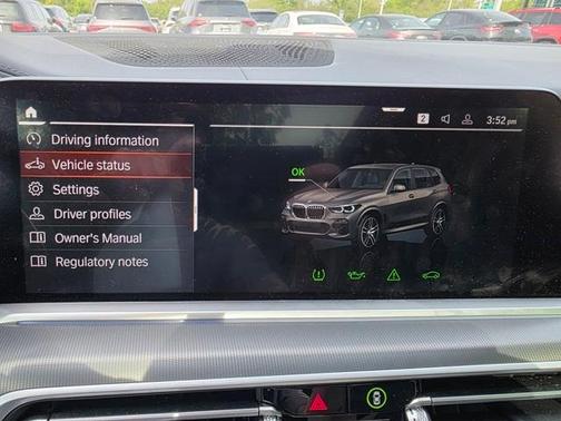 2021 BMW X5 M50i