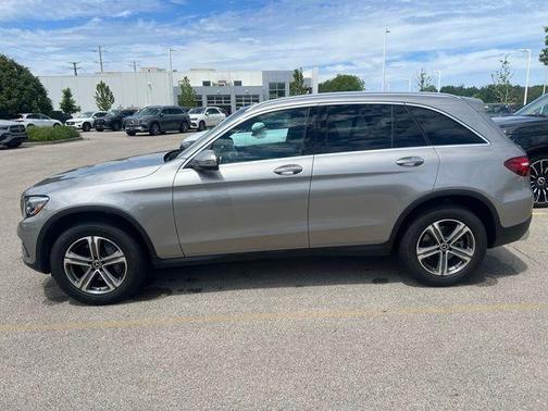 Mojave Silver Metallic 2019 Mercedes-Benz GLC 300 Base 4MATIC