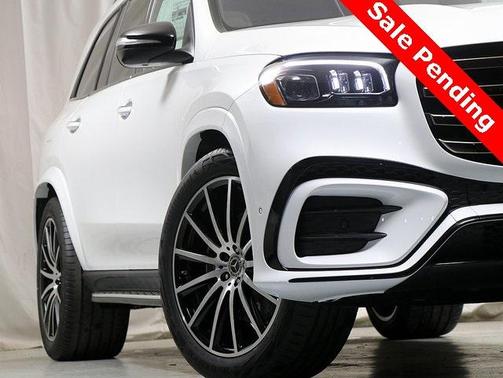 2025 Mercedes-Benz GLS 450 4MATIC