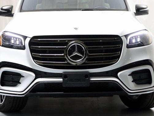 2025 Mercedes-Benz GLS 450 4MATIC