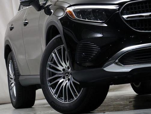 Black 2026 Mercedes-Benz GLC 300 Base 4MATIC