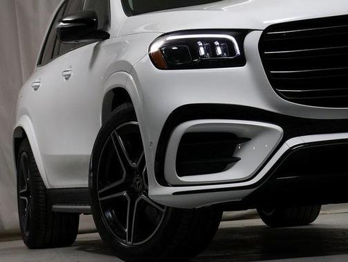 2026 Mercedes-Benz GLS 450 4MATIC