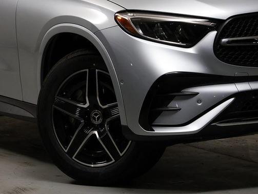 Silver 2026 Mercedes-Benz GLC 300 Base 4MATIC