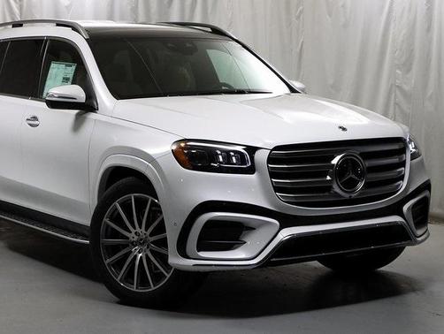 2025 Mercedes-Benz GLS 450 4MATIC