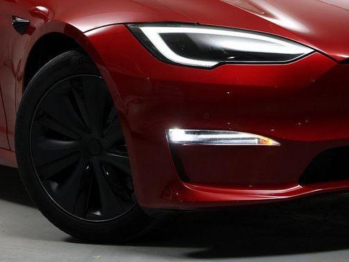 2023 Tesla Model S 