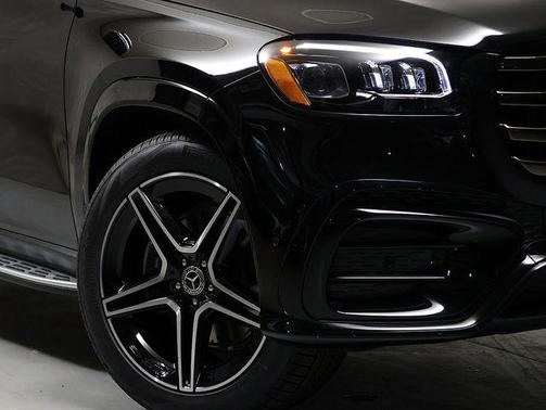 Black 2026 Mercedes-Benz GLS 450 4MATIC