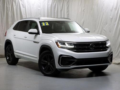 2022 Volkswagen Atlas Cross Sport 2.0T SEL R-Line