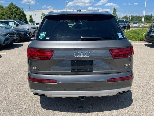 Samurai Gray Metallic 2018 Audi Q7 3.0T Prestige