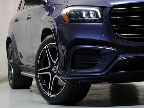 2026 Mercedes-Benz GLS 450 4MATIC